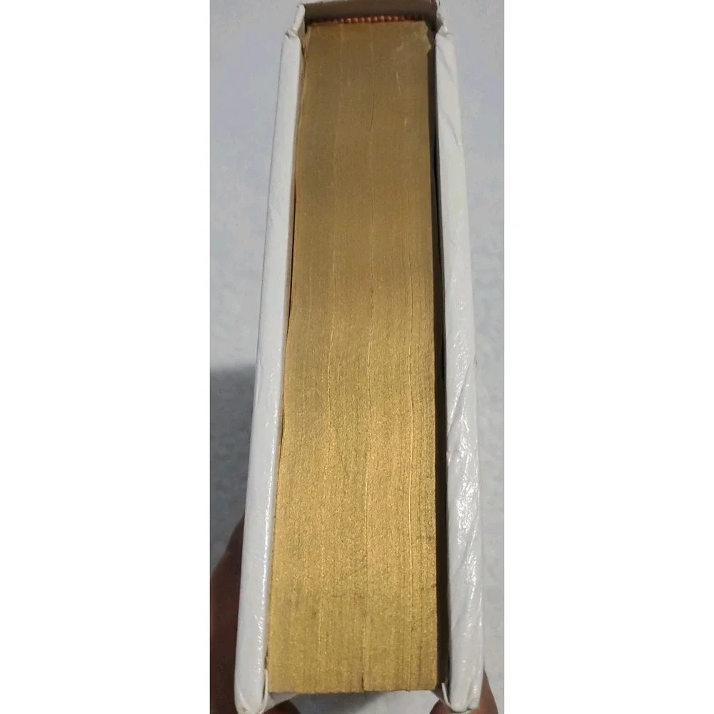 Vintage 1978 Regency White Holy Bible KJV Pictures Red Letter Family Edition 11